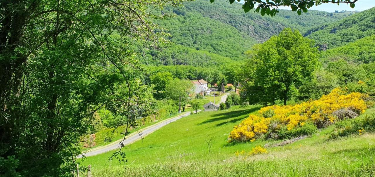Chalets Lavaux Pouzol Bagian luar foto